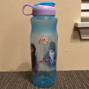 FROZEN  Disney 24 OZ ZAK! BPA Free water bottle